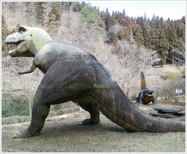 大桁緑地公園のティラノサウルス